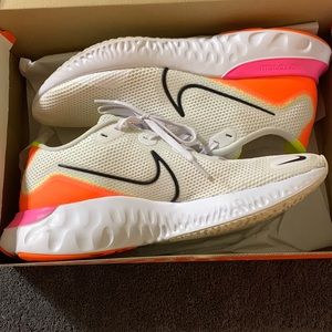 Nike Renew Run